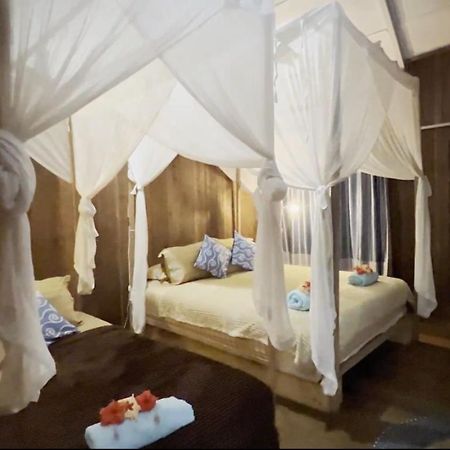 Muarasiberut Mentawai Surf Camp酒店 外观 照片